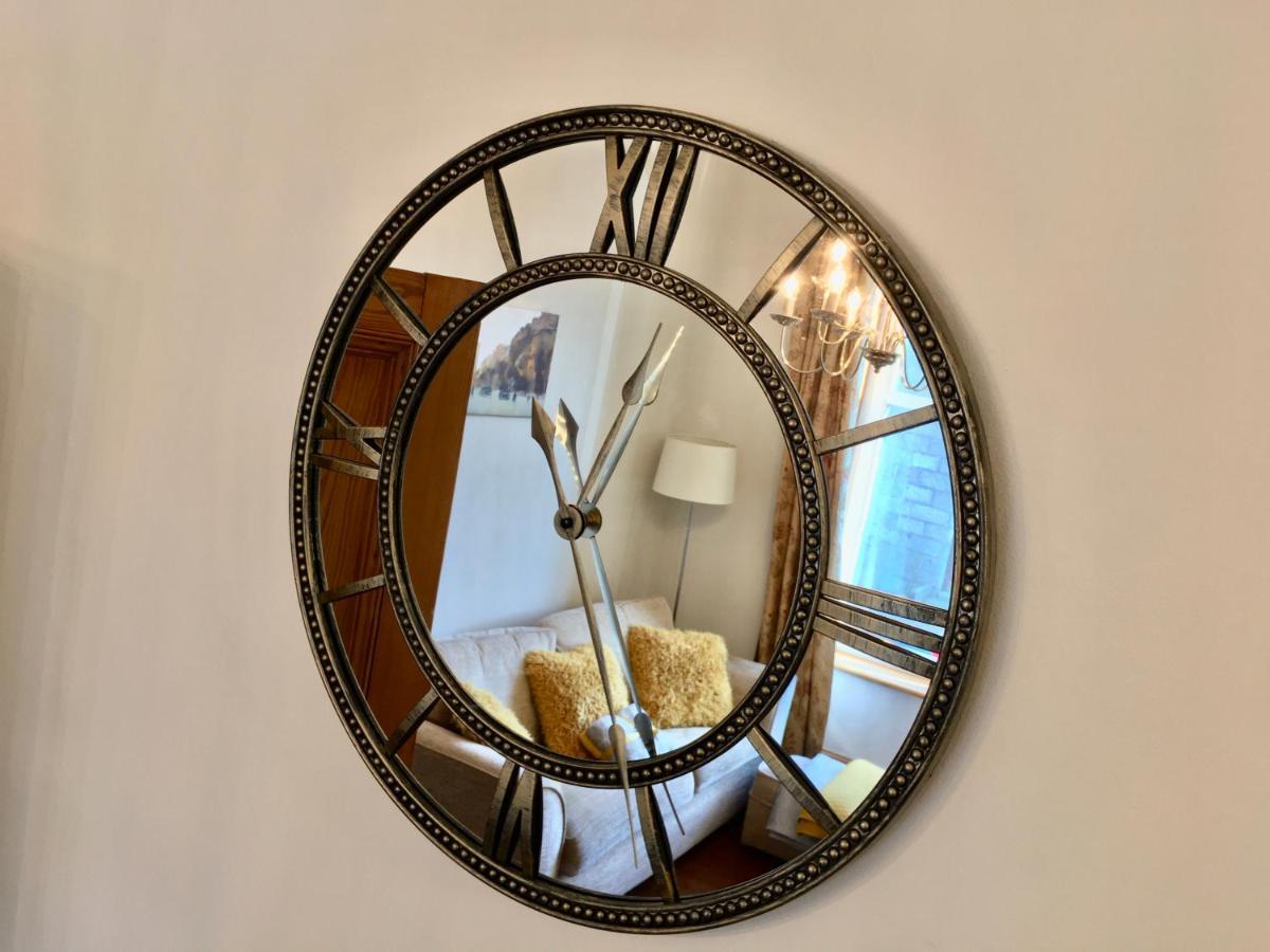 Cosy 2 Bedroom Central Apartment - Free Parking, Free Wifi アバディーン エクステリア 写真