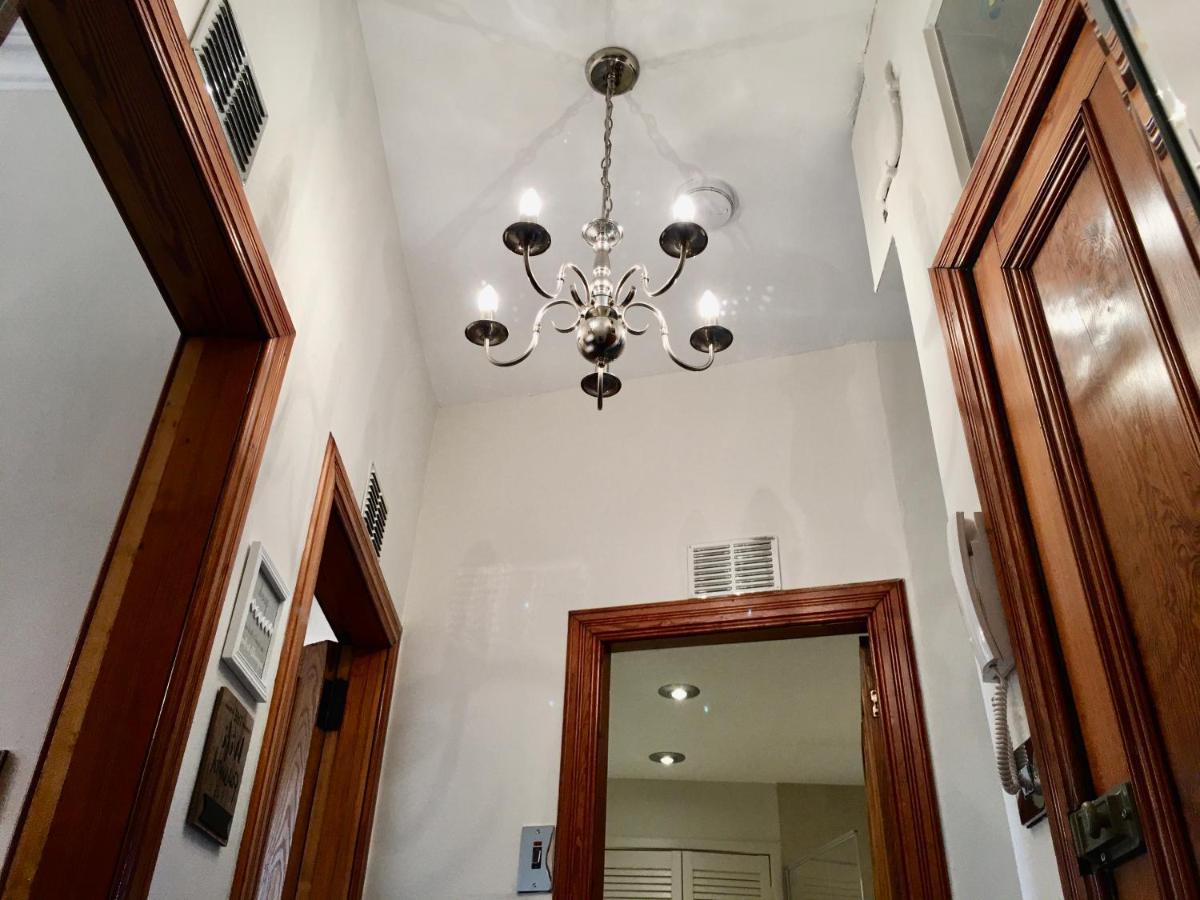 Cosy 2 Bedroom Central Apartment - Free Parking, Free Wifi アバディーン エクステリア 写真